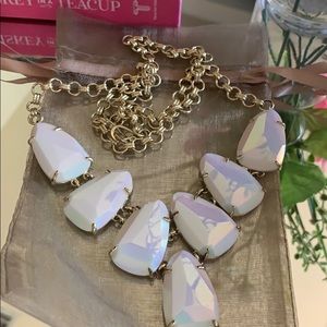 Kendra Scott necklace